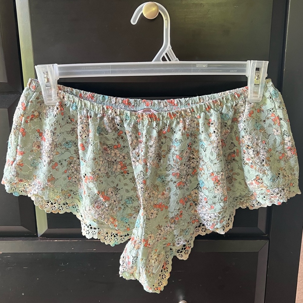 Victoria’s Secret Lounge Night Shorts